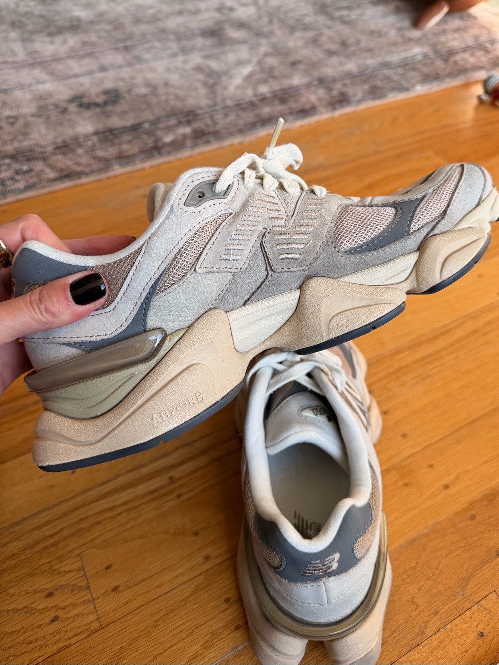 New Balance 9060 - Picture 2 of 11